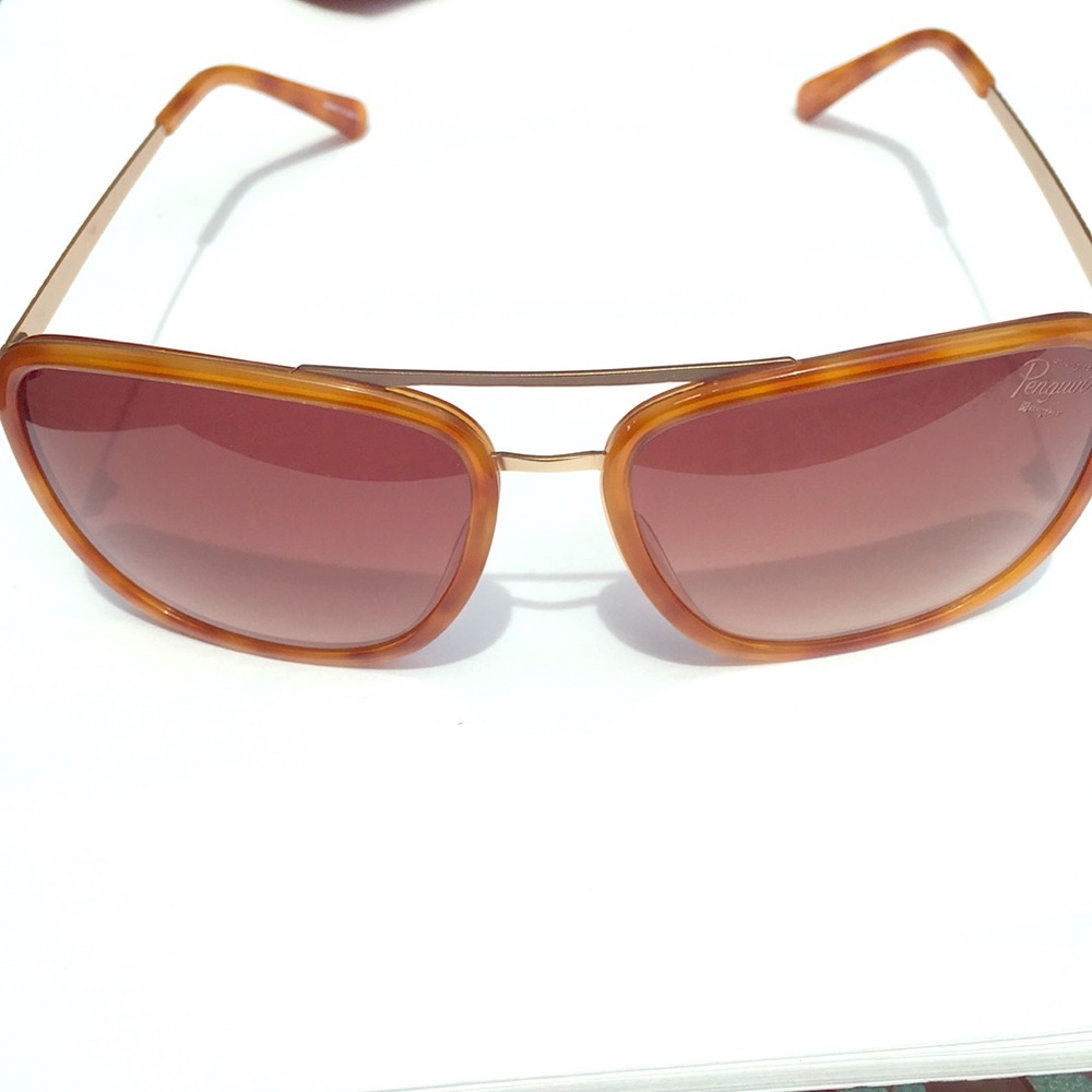 Penguin • Unisex • Sunglasses